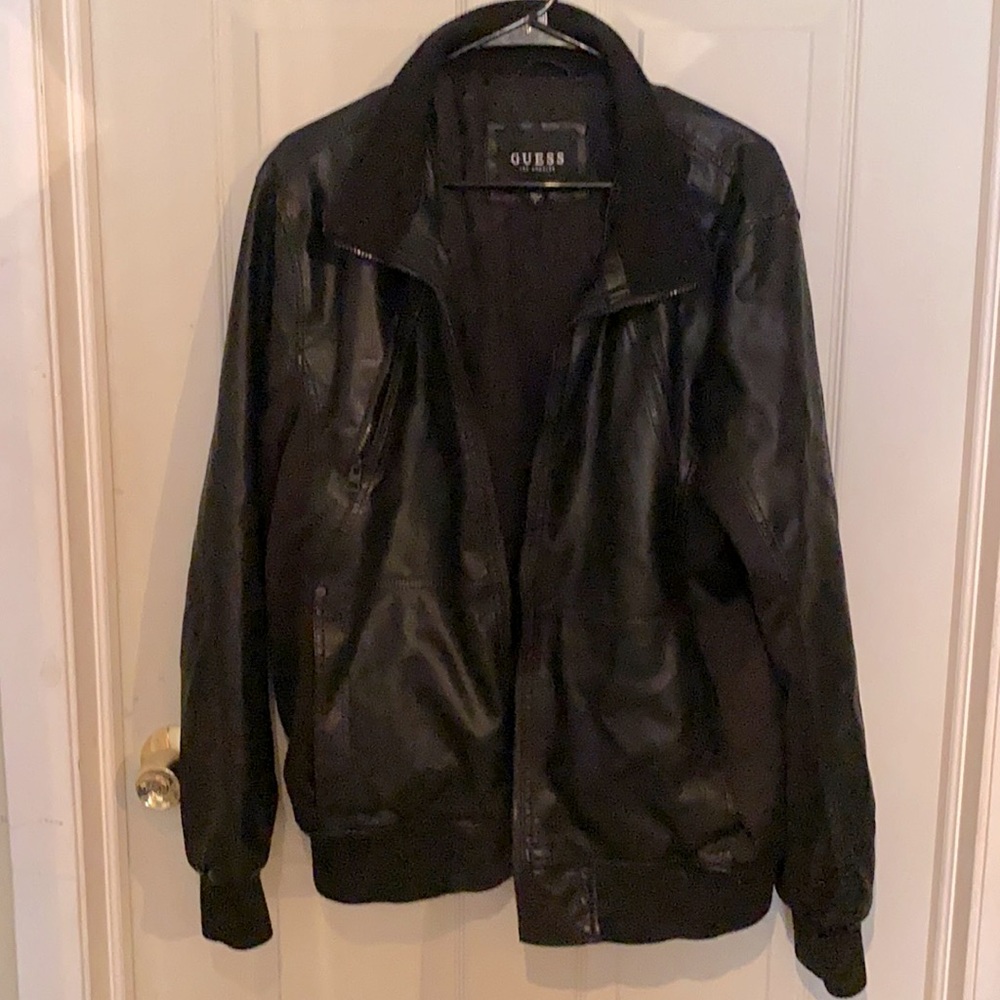 PERFECT CONDITION MENS GUESS LEATHER JACKET SIZE LARGE